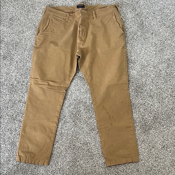 American Eagle Outfitters Men's Khaki Chinos - Picture 1 of 5
